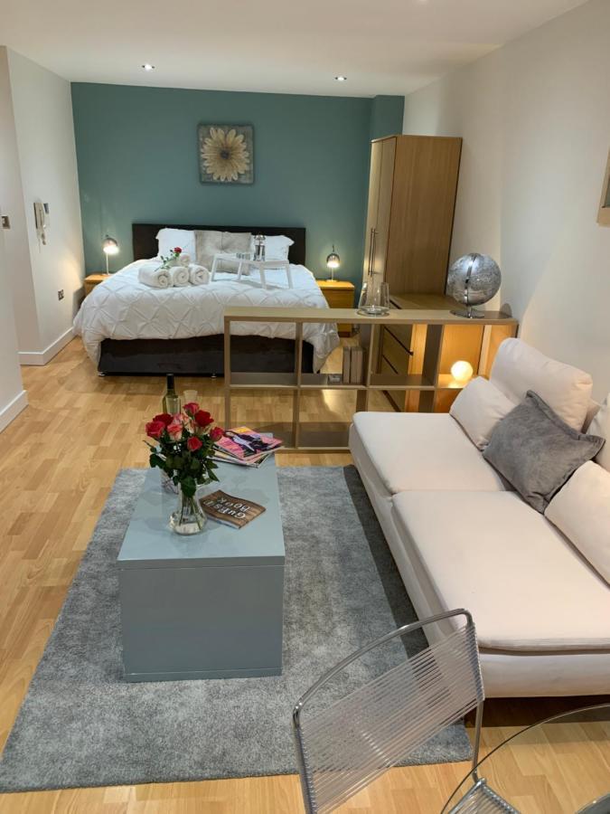 Modern, City Centre, Studio Apartment With Free Wifi, Gym Access, Netflix - West One Σέφιλντ Εξωτερικό φωτογραφία